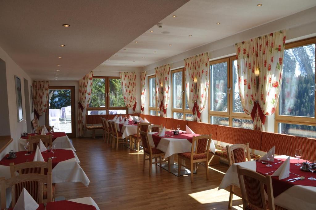 Gasthof Alpenrose Ξενοδοχείο Spiss Εξωτερικό φωτογραφία